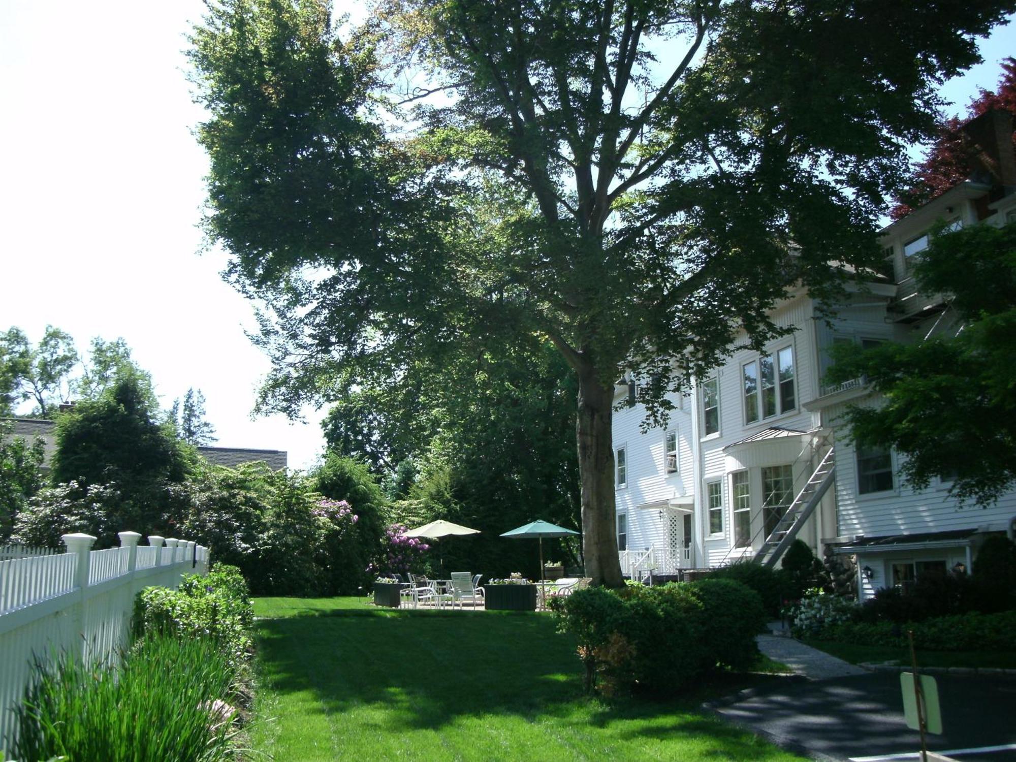 Stanton House Inn Greenwich Exterior photo