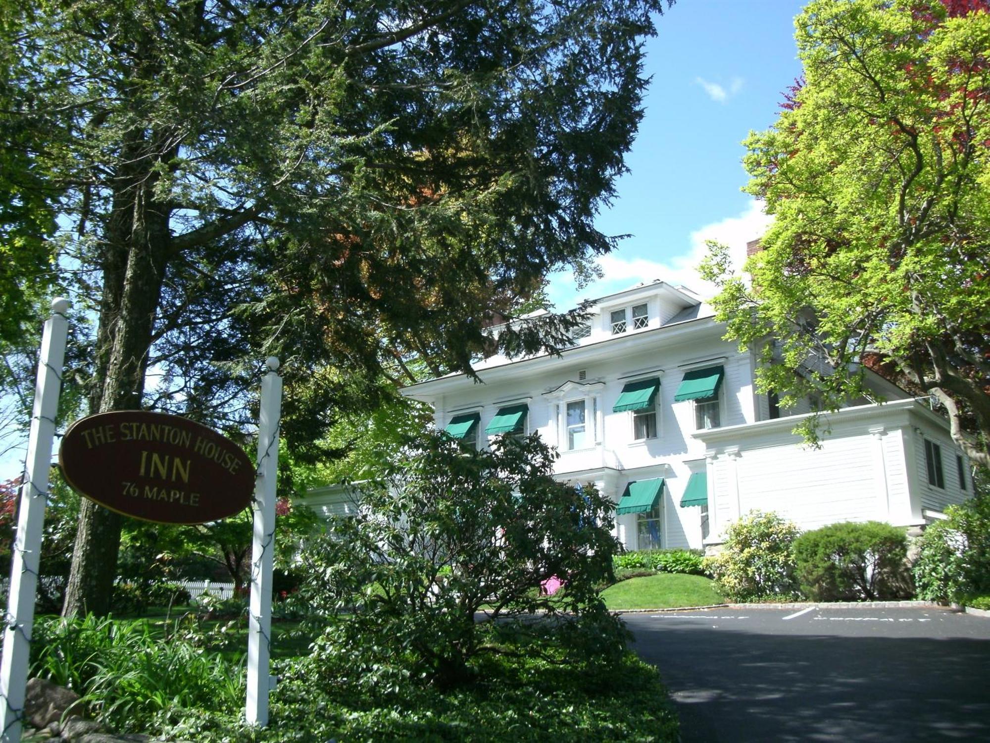 Stanton House Inn Greenwich Exterior photo