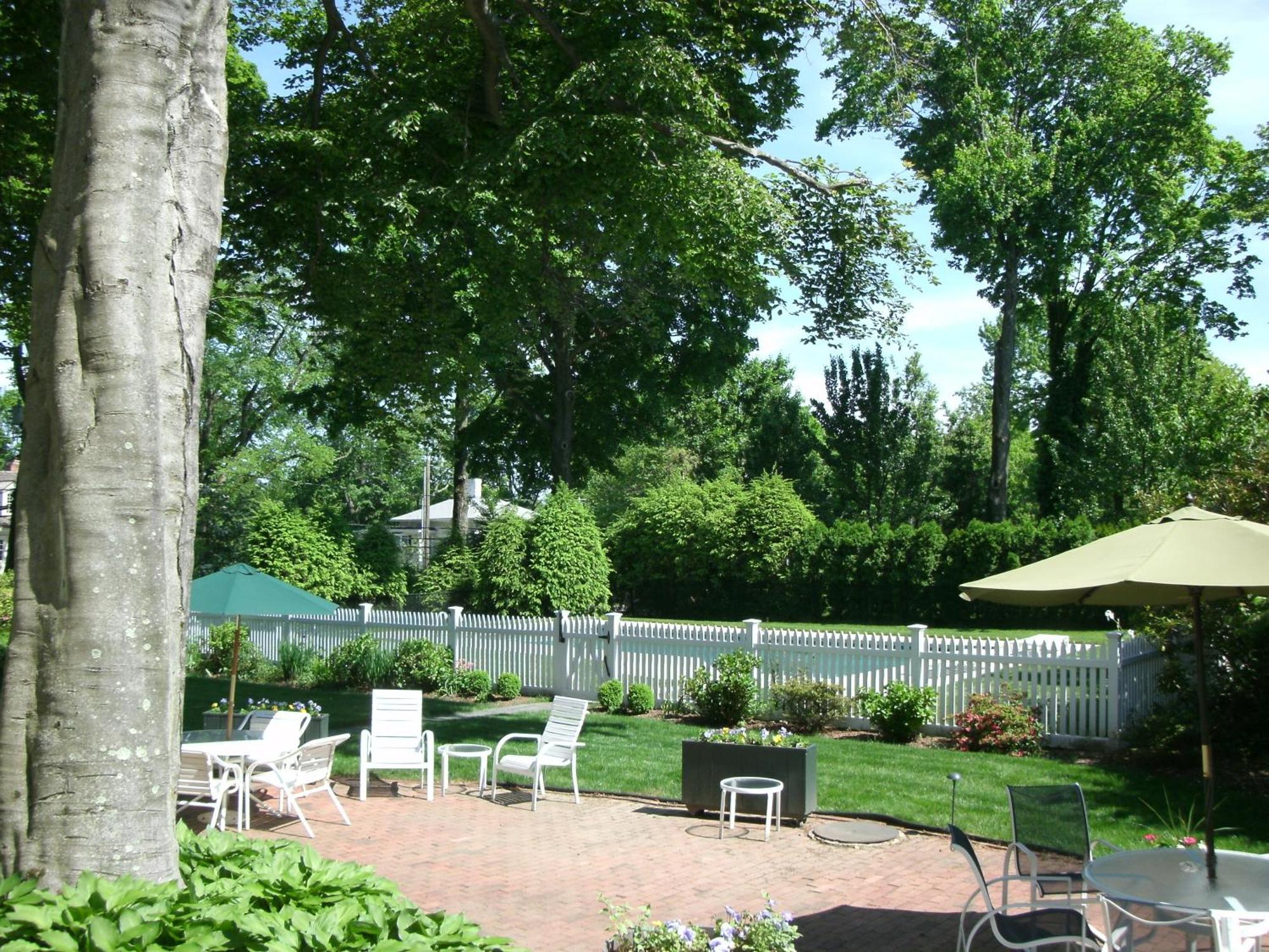 Stanton House Inn Greenwich Exterior photo